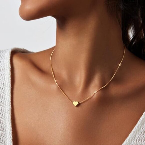 Dainty Heart Pendant Necklace Gold Plated Minimal Chic Layering Jewelry - Picture 3 of 8